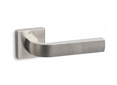 Series 1115 lever handle