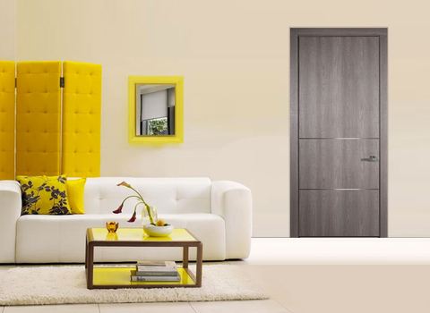 MD07-A02 door from the Modena line installed in a room